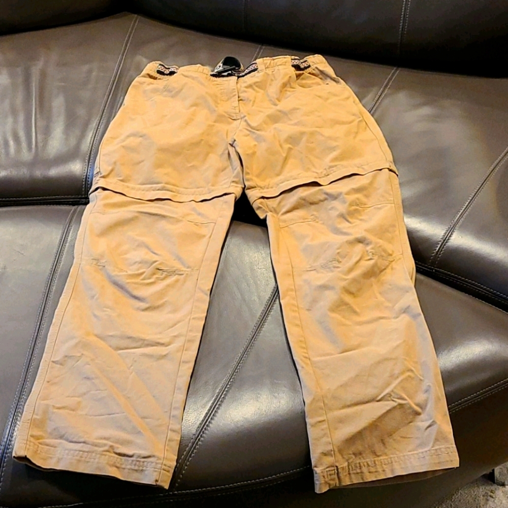 Convertible pants for in-between season